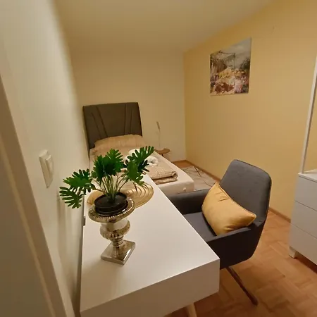 Luxus Kfj Daire Hohenems